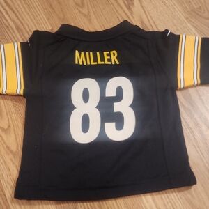 NFL Black and Yellow Football Jersey with Number 83